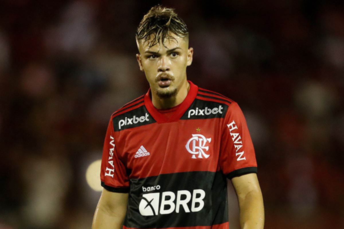 APÓS UM ANO FORA POR LESÃO, NOGA NÃO NEGA ANSIEDADE EM ENTRAR EM CAMPO PELO FLAMENGO CONTRA O NOVA IGUAÇU